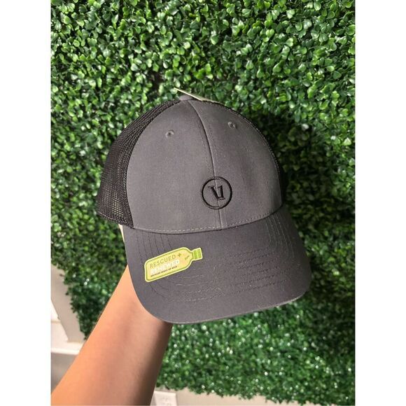 Vuori Staple Trucker SnapBack Hat NWT - Picture 1 of 4